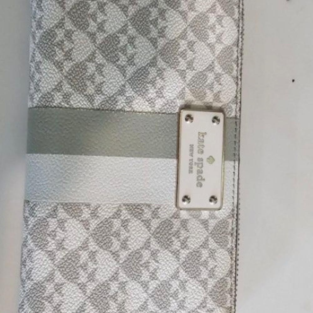 Kate Spade Pink and Gold Wallet